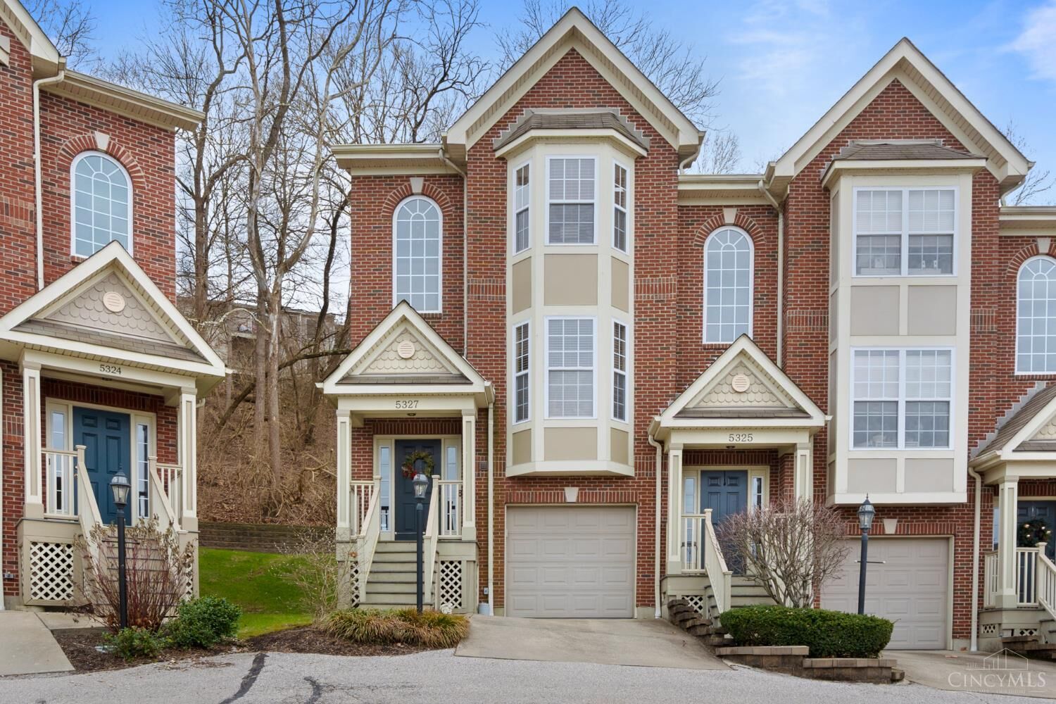 Property Photo: 5327 Reserve Circle OH 45230