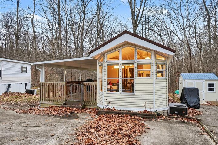 Property Photo:  162 W Old State Road 101  IN 47353 