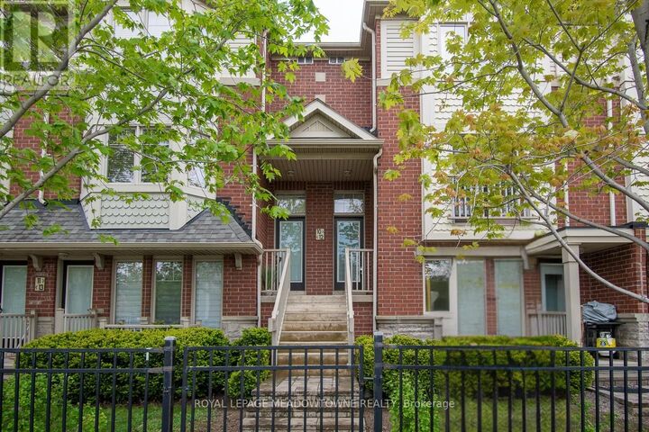 Property Photo:  3355 Thomas Street 10  ON L5M 0N7 