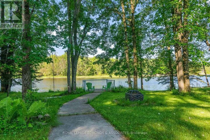Property Photo: 731 Francie Lane ON K8A 6W2