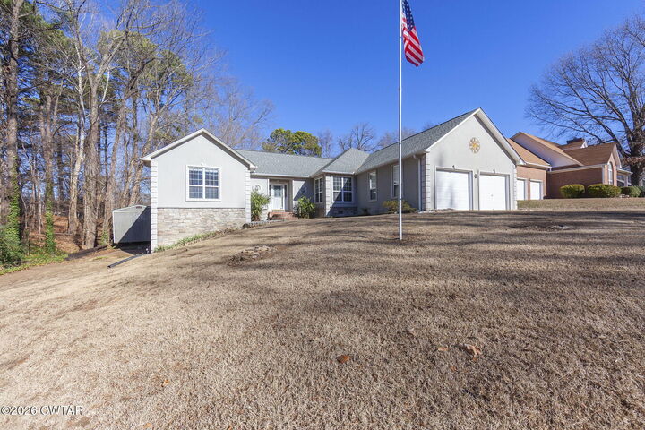 Property Photo:  15 Maplecreek Lane  TN 38343 