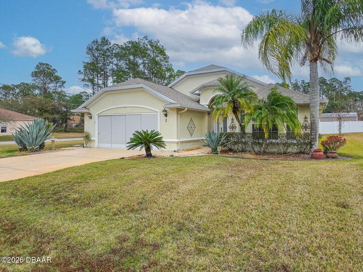 Property Photo:  1 Ripley Place  FL 32164 