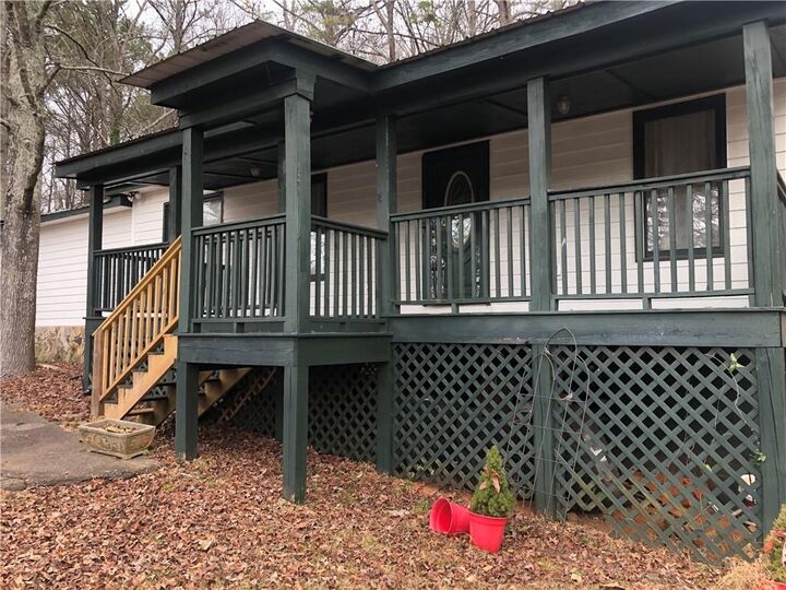 Property Photo: 4744 Chickasaw Way SE GA 30102