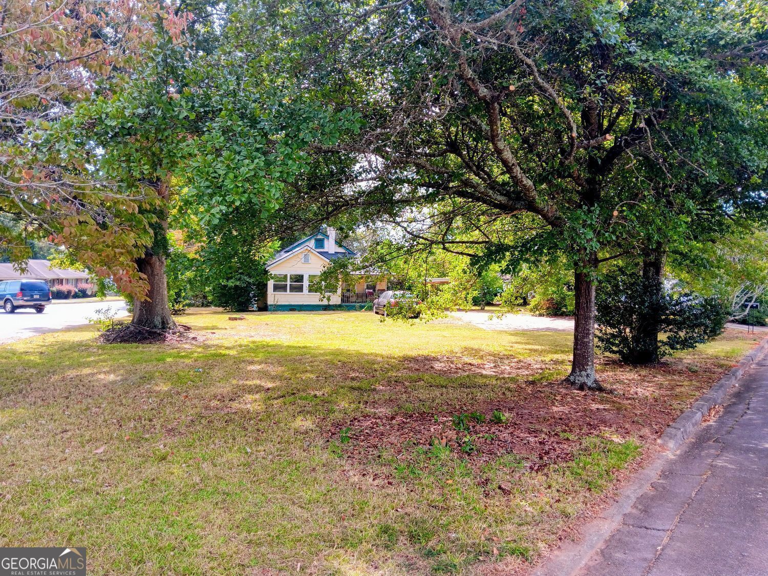 Property Photo:  406 Brookwood Drive  GA 30286 