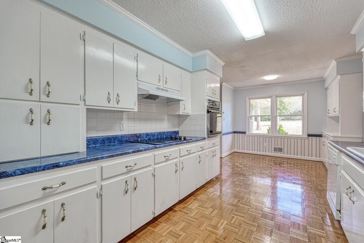 Property Photo:  121 Cheek Road  SC 29303 