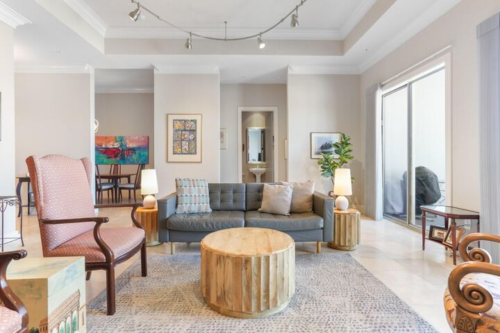 Property Photo:  3388 Sage Road 2102  TX 77056 