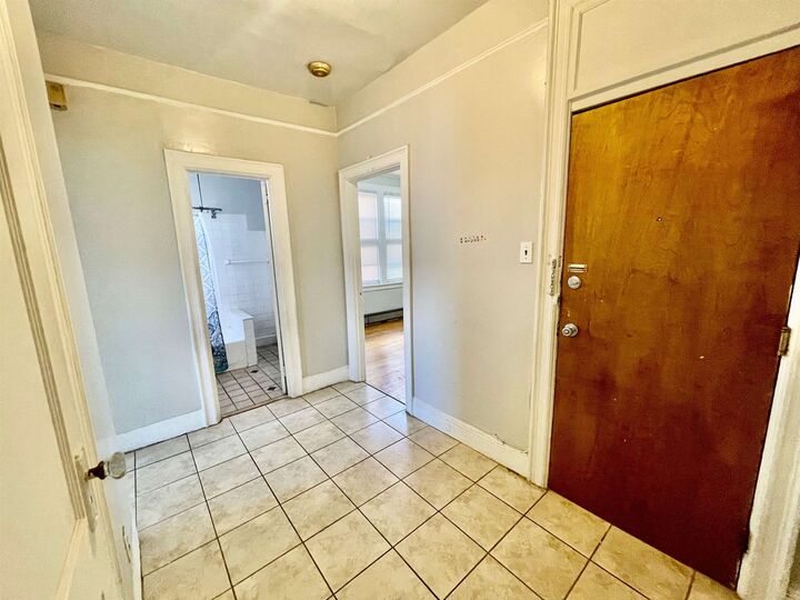 Property Photo:  235 Liberty Ave 6  NJ 07306 