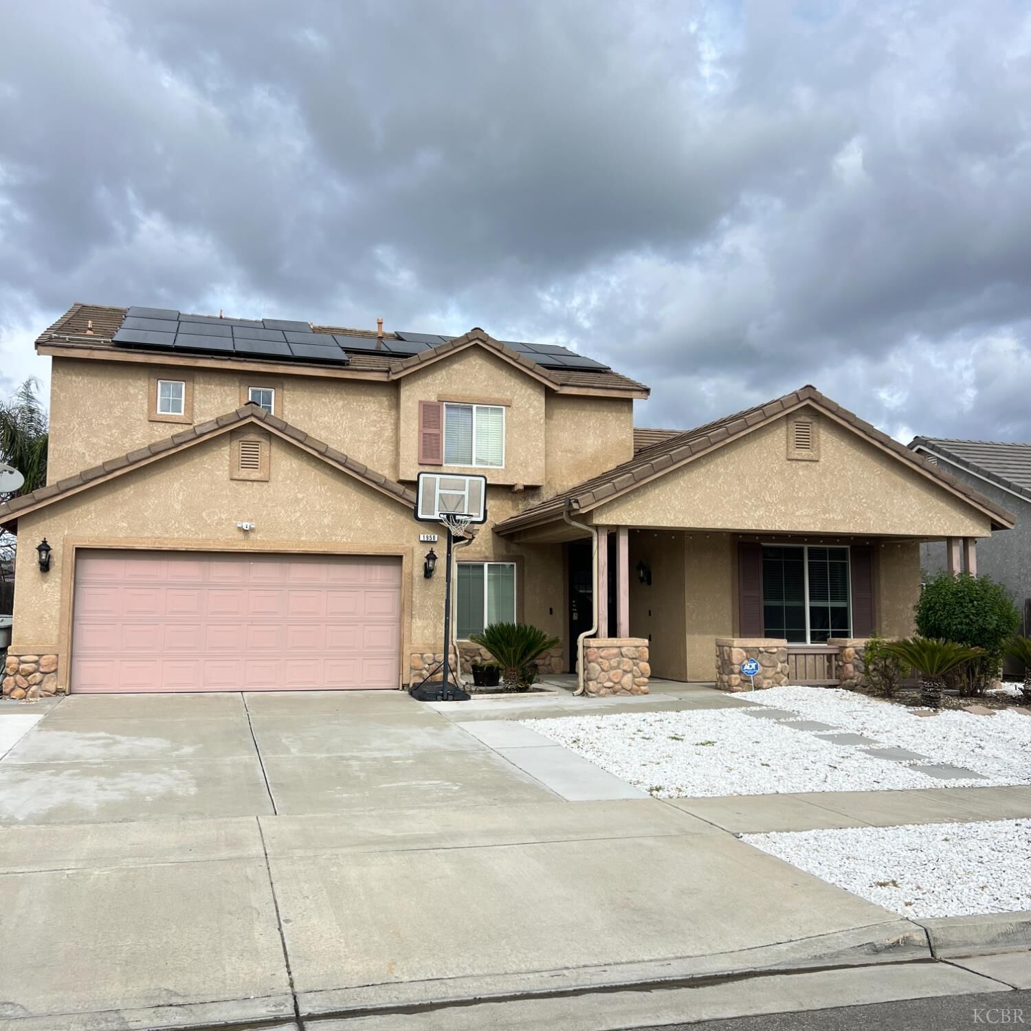 Property Photo: 1950 W Rio Hondo Way CA 93230