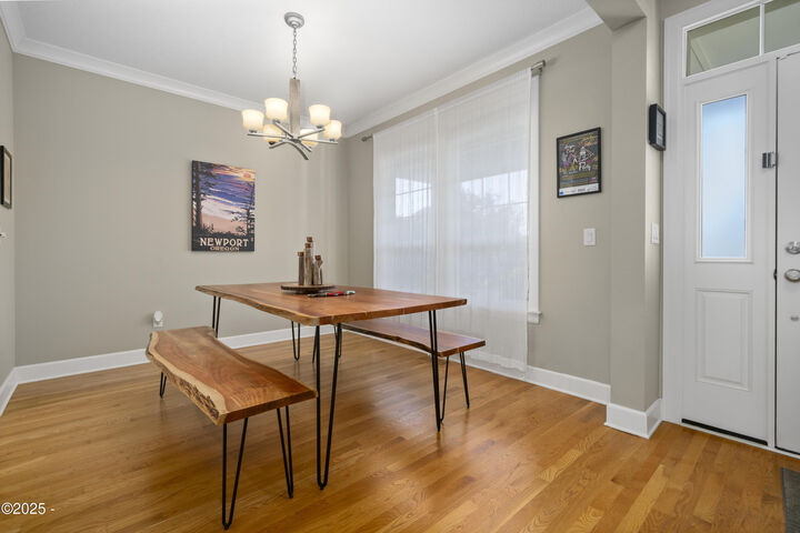 Property Photo:  5635 SW Arbor Drive  OR 97366 