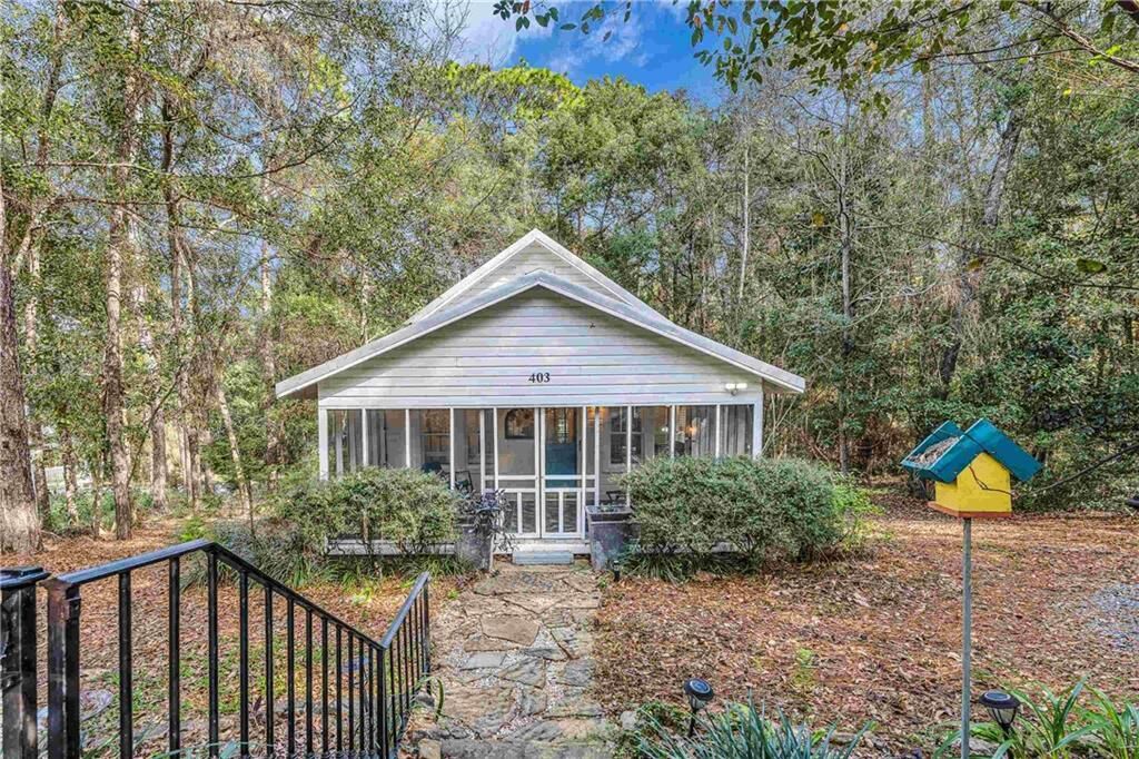Property Photo:  403 Pensacola Avenue  AL 36532 