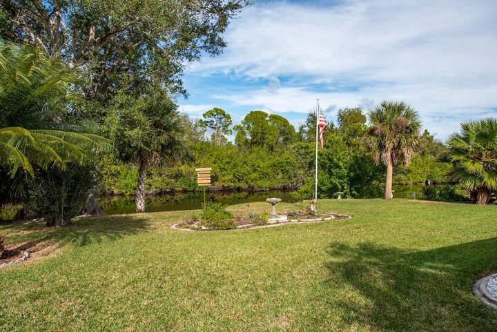 Property Photo:  13300 Darnell Avenue  FL 33981 