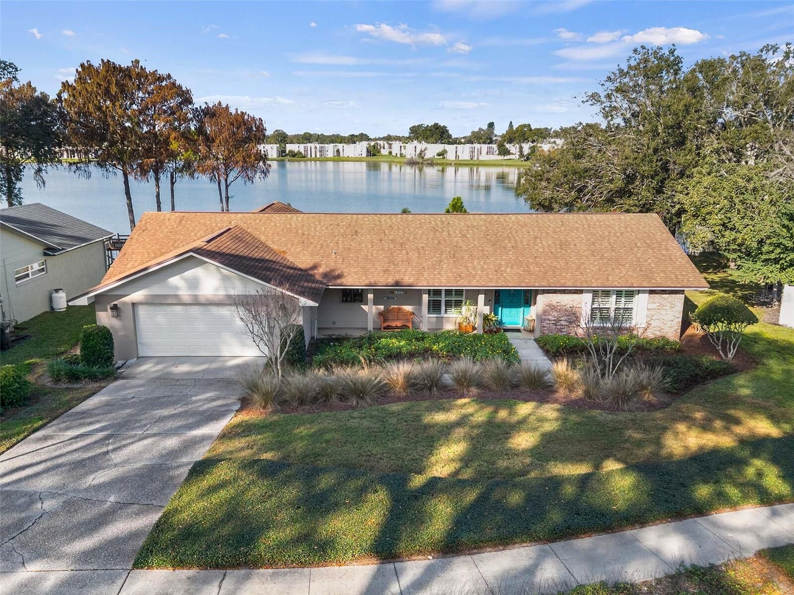 Property Photo:  623 Mariner Way  FL 32701 