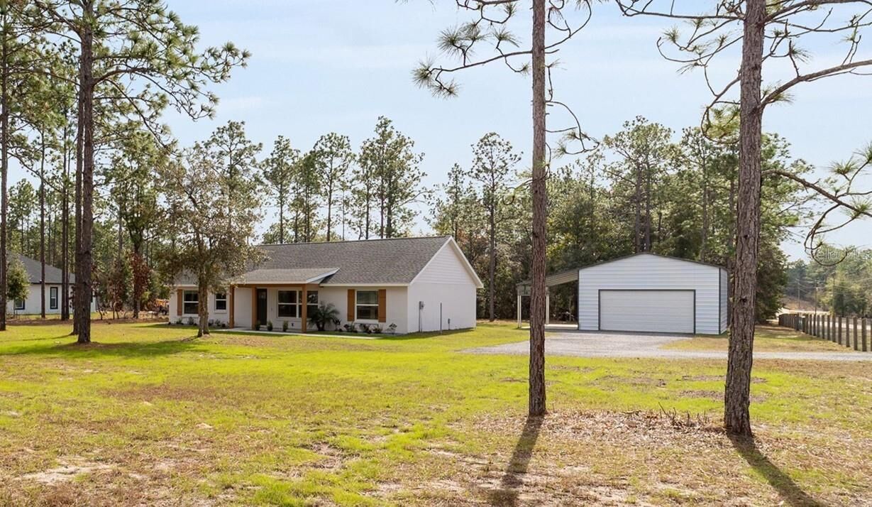 Property Photo: 6655 SW 135th Terrace Road FL 34481