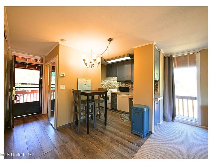 Property Photo:  208 Lakeside Villa  MS 39525 