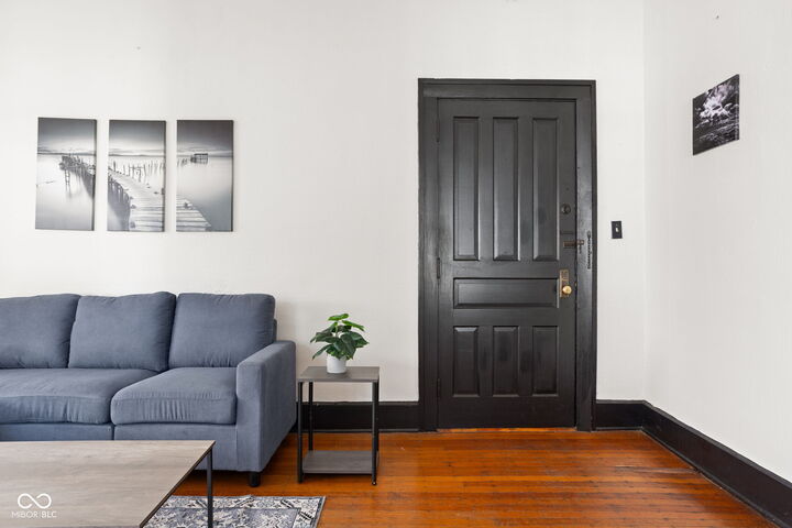 Property Photo:  784 Woodruff Place East Drive 2  IN 46201 