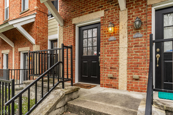 Property Photo: 1134 Reserve Way IN 46220