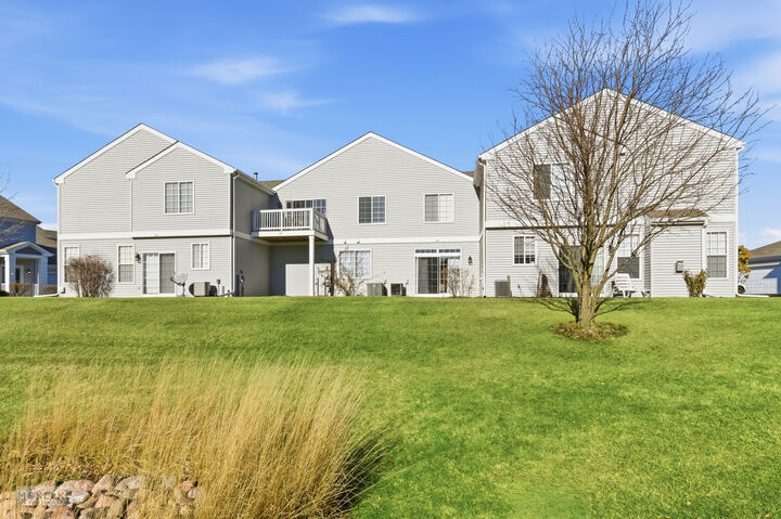 Property Photo: 397 Cascade Lane 397 IL 60543