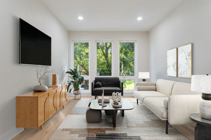 Property Photo:  6410 S Vernon Avenue  IL 60637 