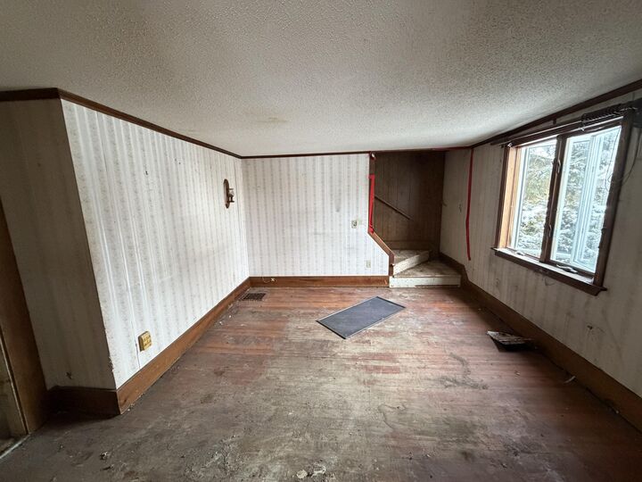 Property Photo:  240 Grove Street  ME 04401 