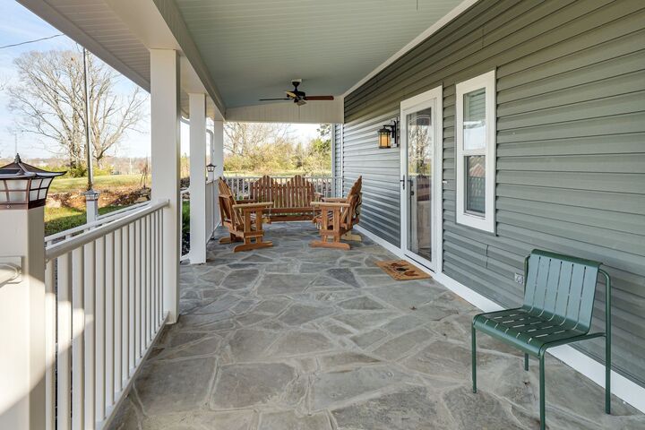 Property Photo:  335 E Hill Ave  TN 37091 