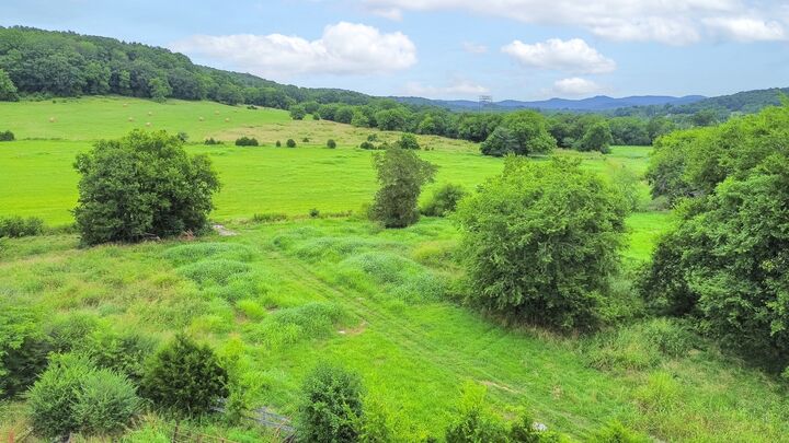 Property Photo: 6677 Trousdale Ferry Pike TN 37090