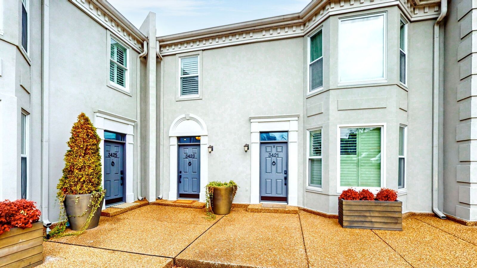 Property Photo:  3423 Golf Club Ln  TN 37215 