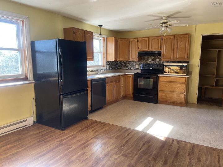 Property Photo: 14 Gordon Stewart Drive NS B3V 1C6