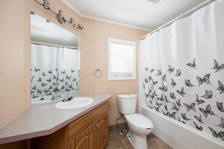 Property Photo:  293 Grenfell Crescent  AB T9H 2M8 