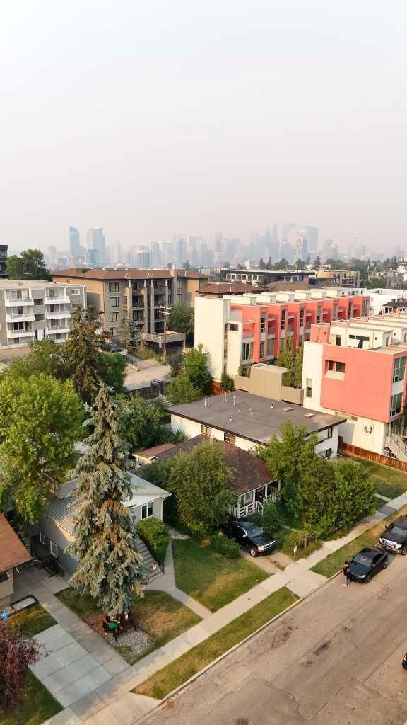 Property Photo: 1816 27 Avenue SW AB T2T 1H1