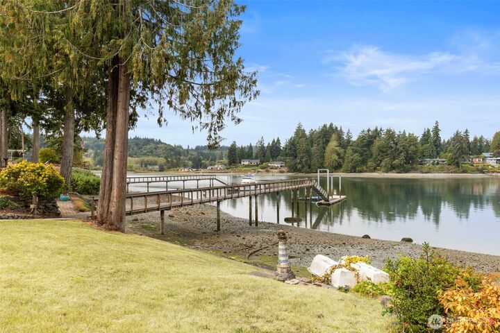 Property Photo:  1314 NE South Petterson Road  WA 98345 