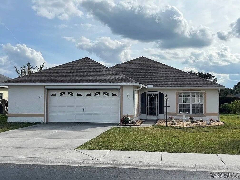 Property Photo:  3844 E Lake Todd Drive  FL 34442 