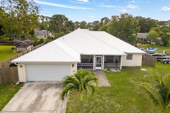 Property Photo: 1762 SE Aires Lane FL 34984