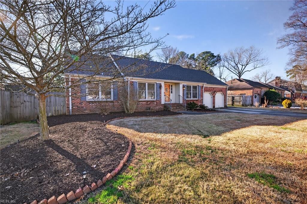 Property Photo:  229 Vanette Dr  VA 23322 