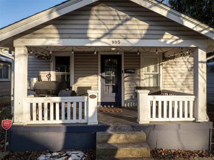 Property Photo:  905 S 6th Street  IN 47374 