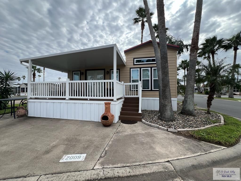 Property Photo:  2009 Alicante E St  TX 78570 