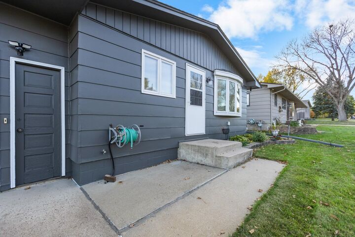 Property Photo:  4901 W 47th St Street  SD 57106 