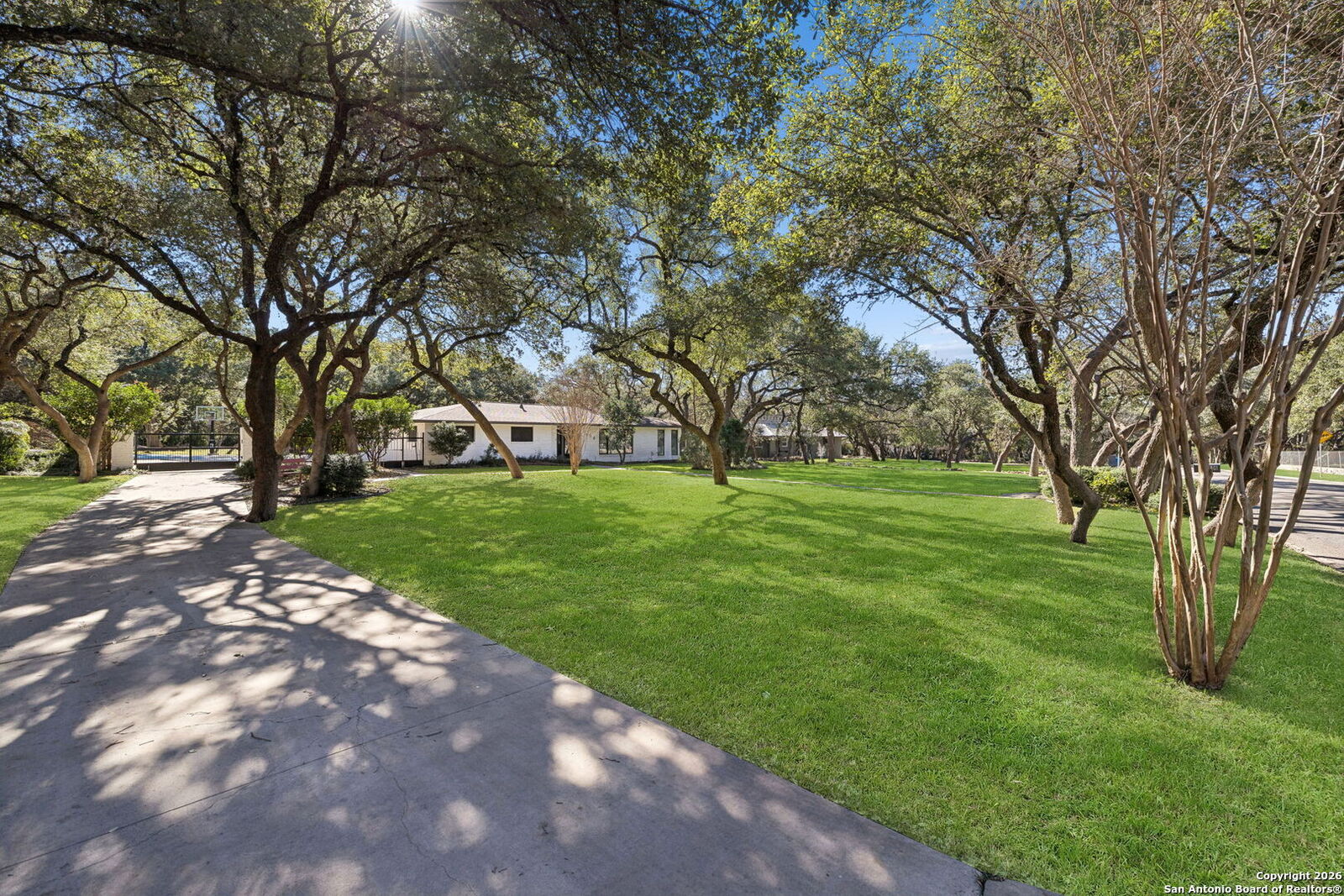 Property Photo:  106 Elm Spring  TX 78231 