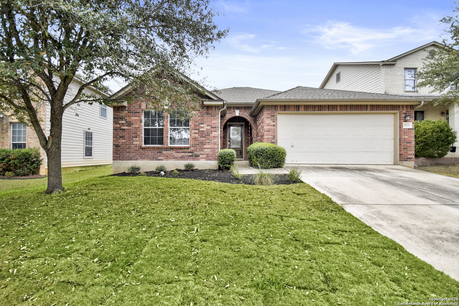 Property Photo:  25019 Cooper Cir  TX 78255 