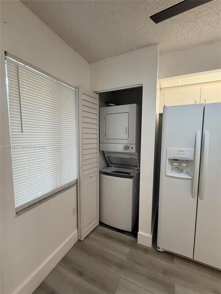 Property Photo:  900 SW 142nd Ave 305L  FL 33027 