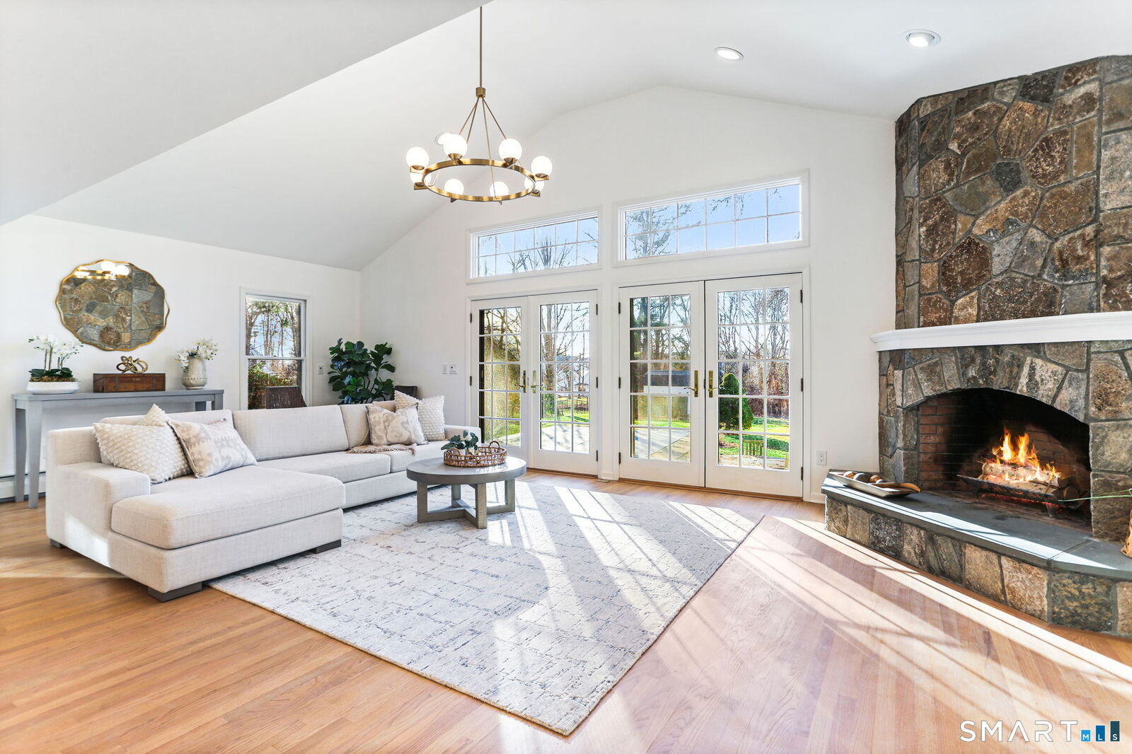 Property Photo:  86 Maple Avenue South  CT 06880 