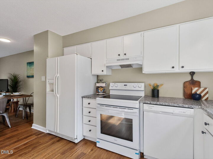 Property Photo:  113 Weatherstone Drive Unit B  NC 27514 