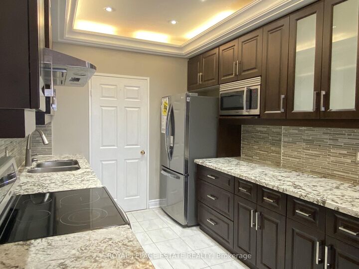 Property Photo: 280 Simcoe Street Ph3 ON M5T 2Y5