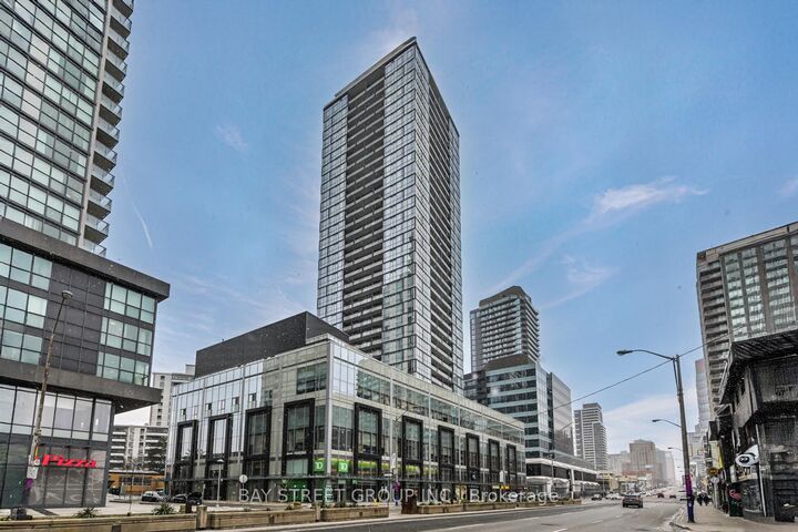 5180 Yonge Street Lph04 — photo 1