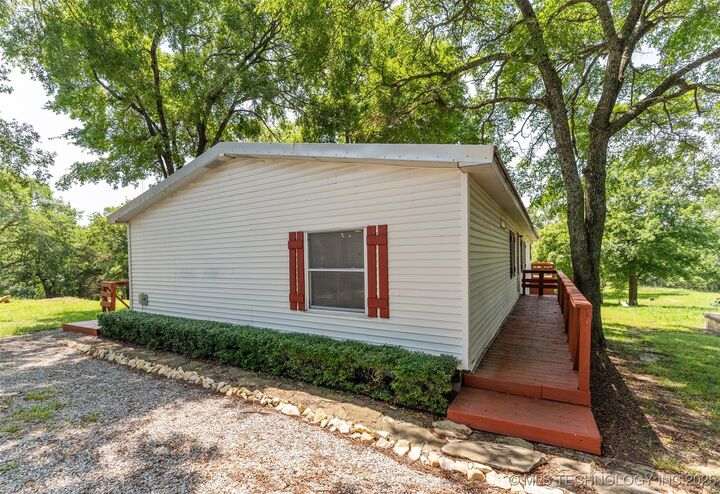Property Photo:  5038 E 422 Road  OK 74330 