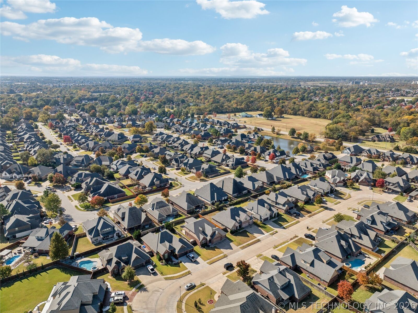 Property Photo:  3309 W Knoxville Street W  OK 74012 