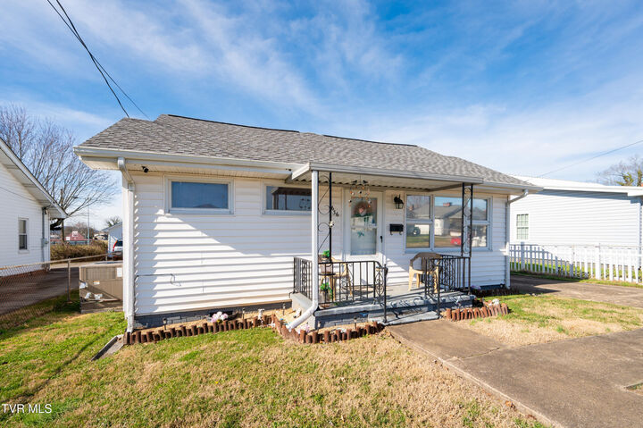Property Photo:  1636 C Street  TN 37664 