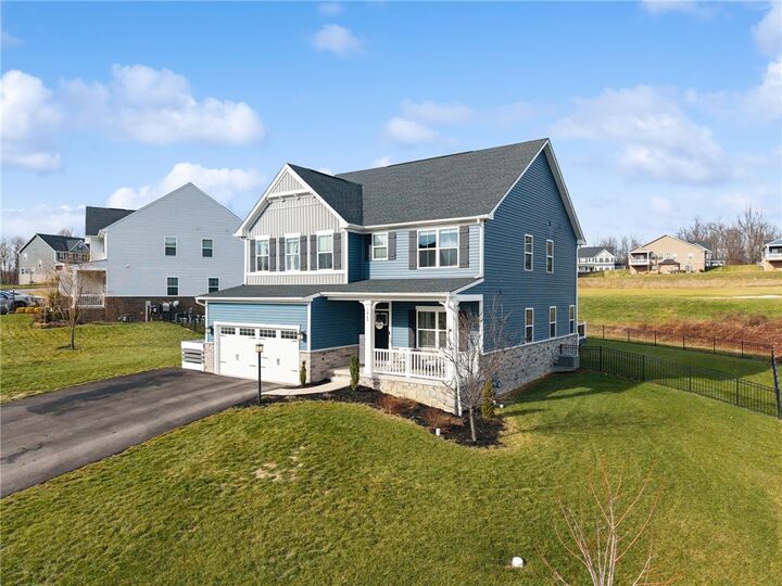 Property Photo:  1063 Wedgewood Dr  PA 15644 