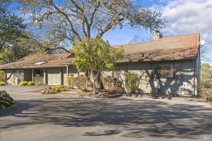 Property Photo: 11 Oak Forest Lane CA 95409