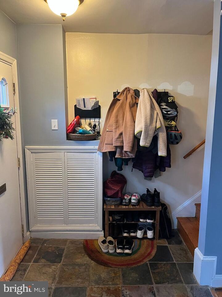 Property Photo:  717 Kearny Street NE  DC 20017 