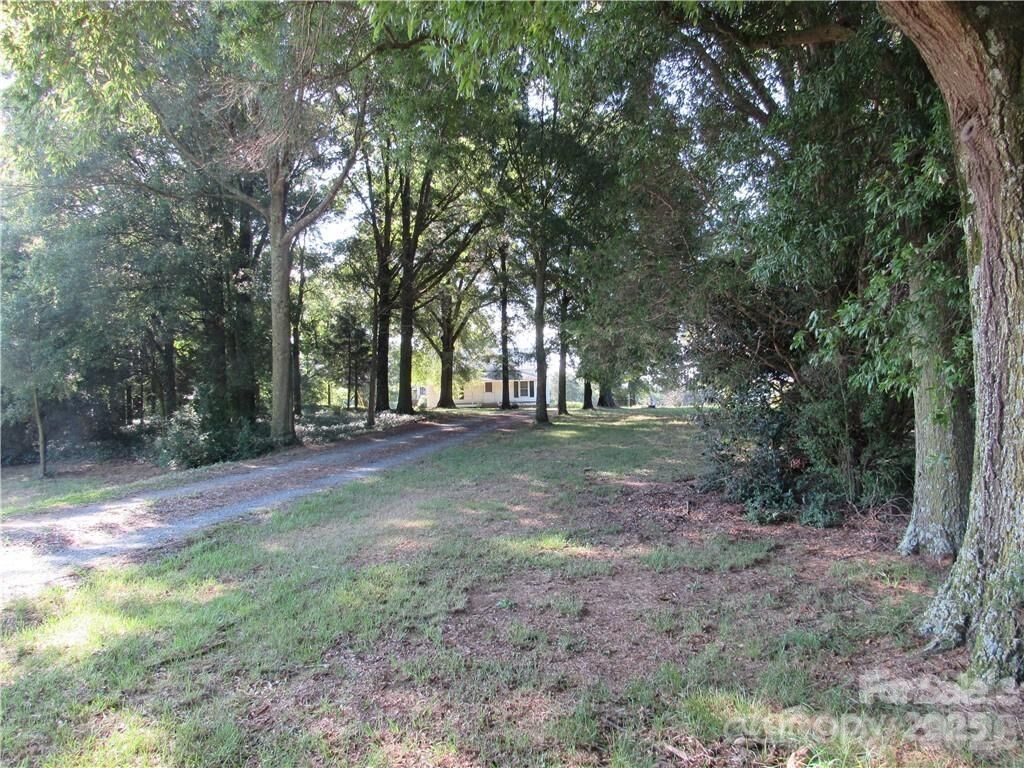 Property Photo: 1212 Marshville Olive Branch Road NC 28103